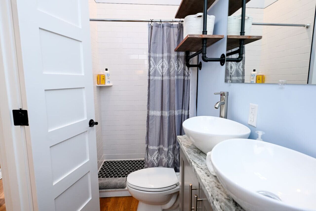 Hair dryer, towels
