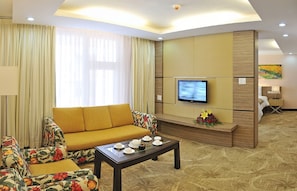 Living area - Vietsovpetro Dalat Hotel (Da Lat)