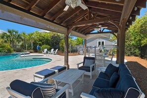 Outdoor pool, a heated pool