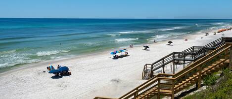 Beach nearby, sun-loungers, beach towels