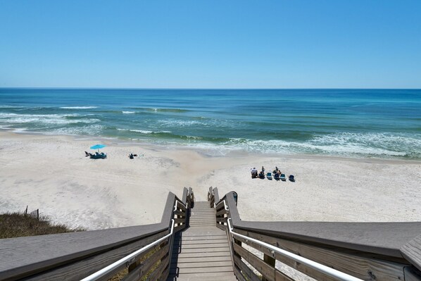 Beach nearby, sun-loungers, beach towels