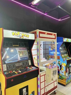 Game room - Domestic Guesthouse (Pasay)