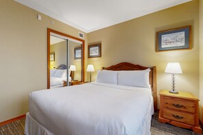 1 makuuhuone, silitysrauta/-lauta, internet, vuodevaatteet