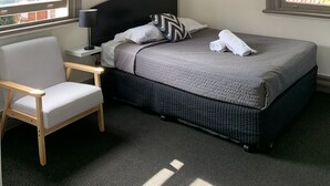 Room - Boutique Style Fully Furnished Rooms in Ideal Location of North Sydney (North Sydney)