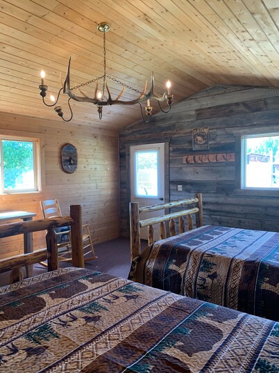 The Elk Cabin a rustic ranch cabin