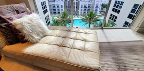 Comfort Apartment, 2 Bedrooms | Living area | 42-inch LCD TV with cable channels, TV - Miami Prime Rental Dadeland Mall (Miami)