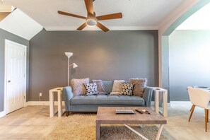 Téléviseur connecté, Netflix, Hulu, services de diffusion en continu