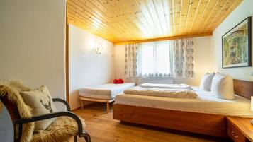 4 bedrooms, internet