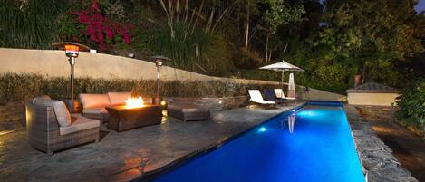 Outdoor pool, a heated pool