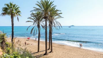 Vlak bij het strand