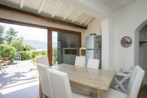 Dining - Sabrina 4 with amazing sea view only few steps away from Forno beach (Portoferraio)