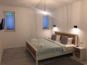 4 Schlafzimmer, WLAN, Bettwäsche