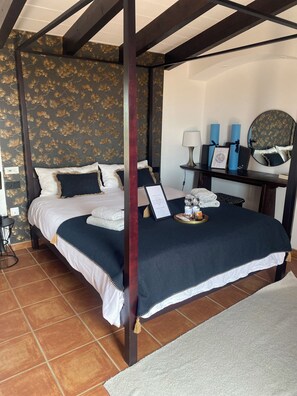 Desk, iron/ironing board, travel cot, free WiFi