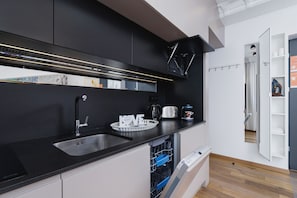 Studio, Balcony | Private kitchenette | Microwave, dishwasher, coffee/tea maker, electric kettle