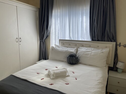 Jackie’s 2 bed Harrow court