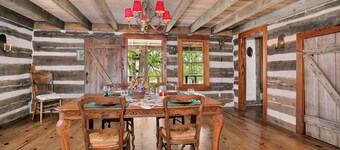 Country Delight | Close to Town | Pets up to 30 Lbs w/fee