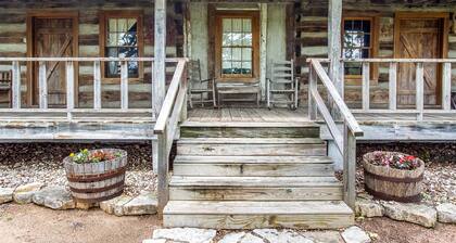 Country Delight | Close to Town | Pets up to 30 Lbs w/fee