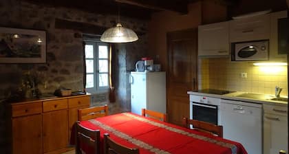 Maison Traditionnelle en Haute Auvergne