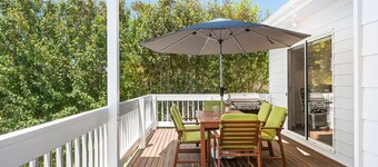 Chloe's Place ~ Aldinga Beach - Airy Family Abode Overlooking a Reserve
