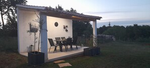 Outdoor dining - Casa Pasqua (Barban)
