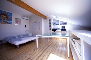 1 makuuhuone, silitysrauta/-lauta, Wi-Fi, vuodevaatteet