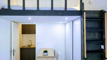 1 camera, Wi-Fi gratuito