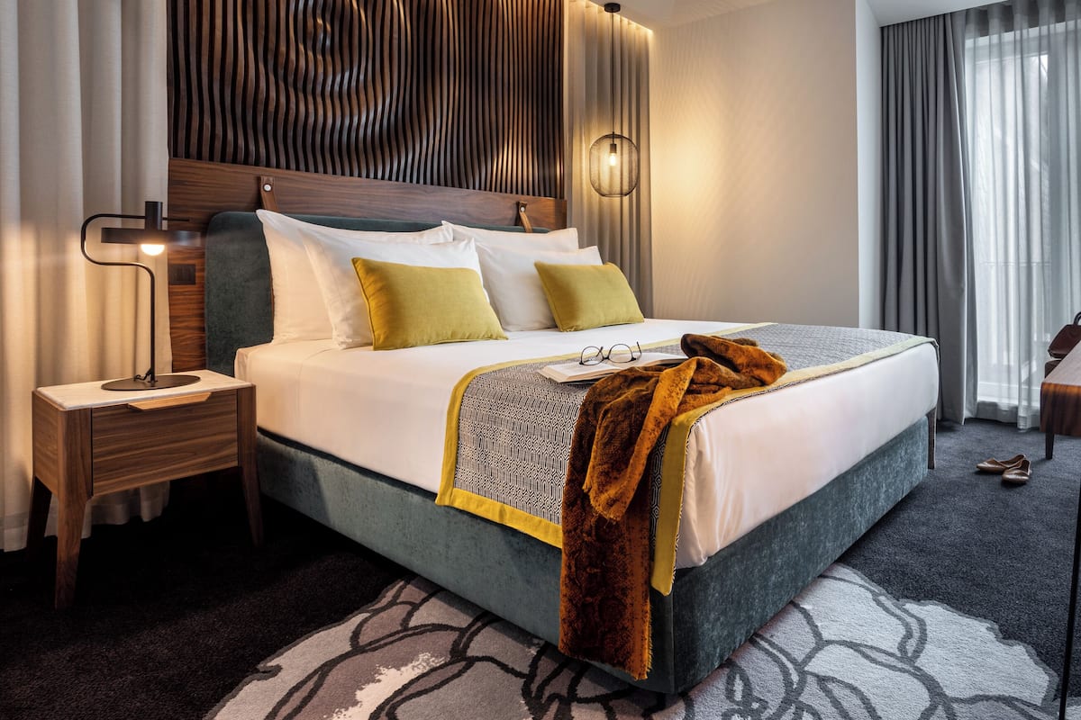 1 bedroom, minibar, in-room safe, desk