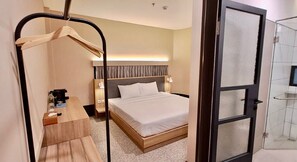Superior Room | Desk, laptop workspace, free WiFi, bed sheets - Liberta Hub Blok M Jakarta (Jakarta)