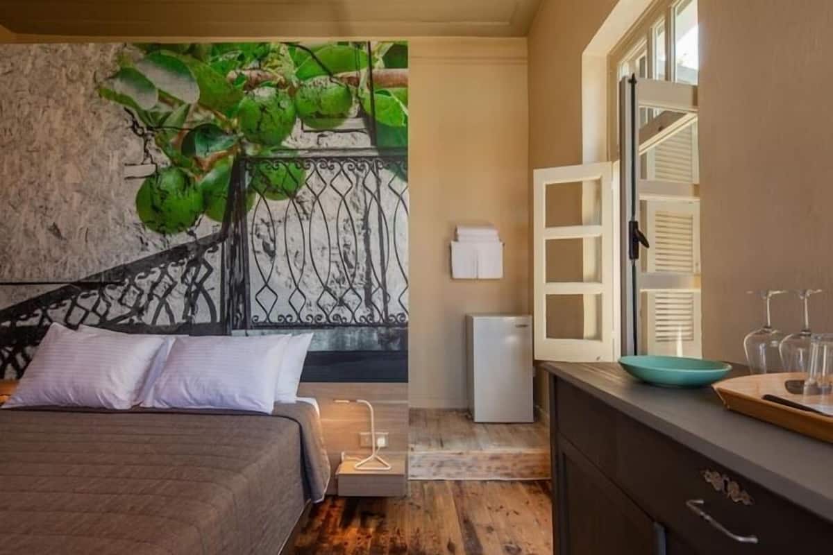 Double Room | 1 bedroom, cribs/infant beds, free WiFi, bed sheets