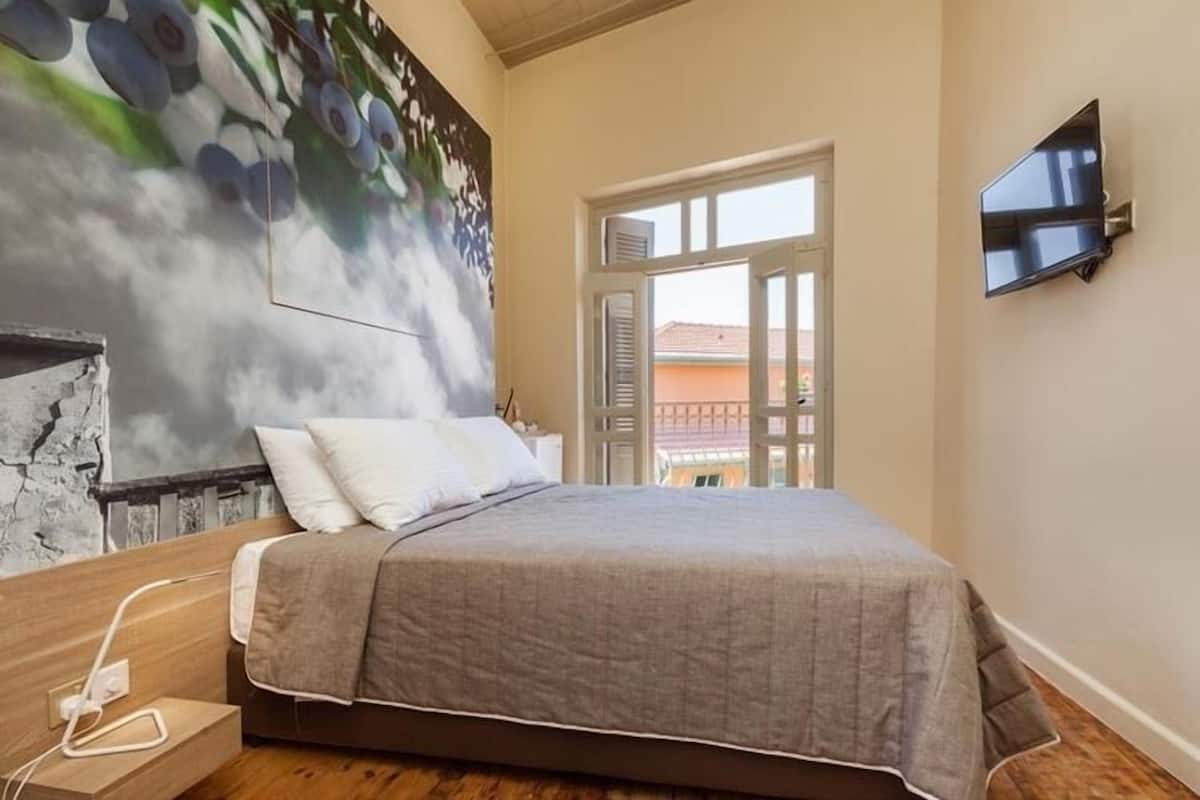 Double Room | Cribs (surcharge), WiFi (free), bed sheets