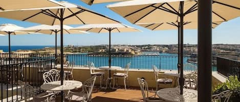 Terrasse sur le toit
