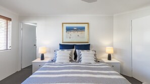 3 bedrooms, iron/ironing board, free WiFi
