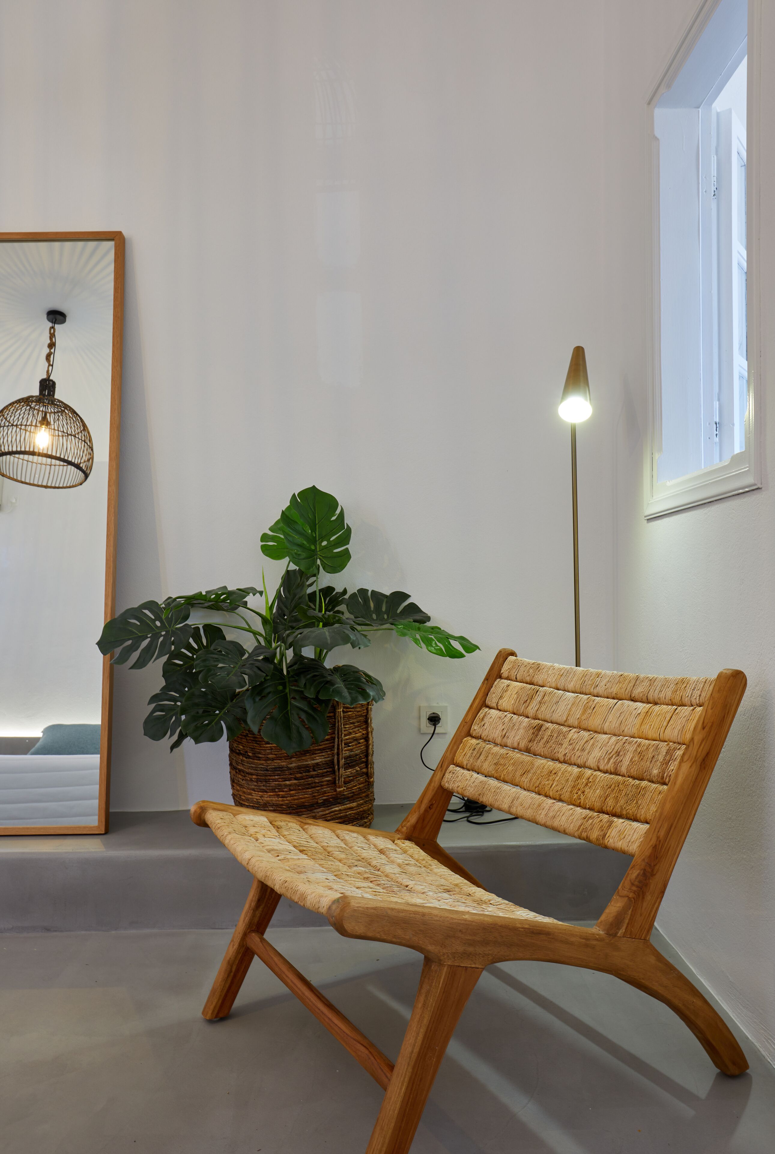 executive suite, sea view | 1 bedroom, minibar, individually decorated, individually furnished