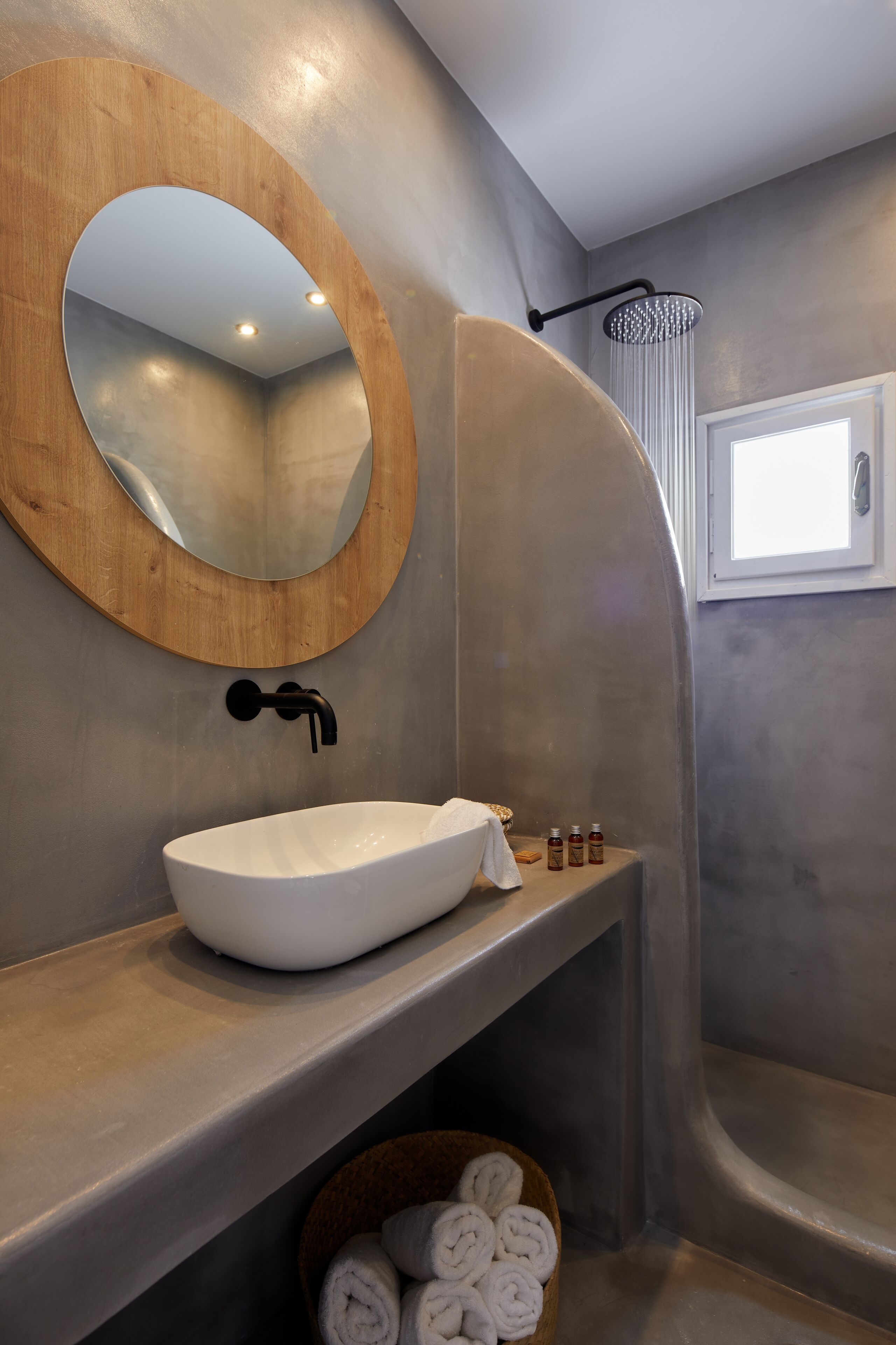 family suite, 2 bedrooms, sea view | bathroom | shower, rainfall showerhead, hair dryer, bathrobes