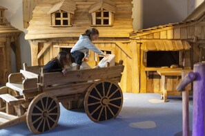 Children's play area - indoor - Dormio resort Eifeler Tor (Heimbach)
