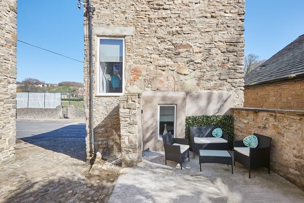 House | Terrace/patio - No. 9 Victoria Road (Richmond)