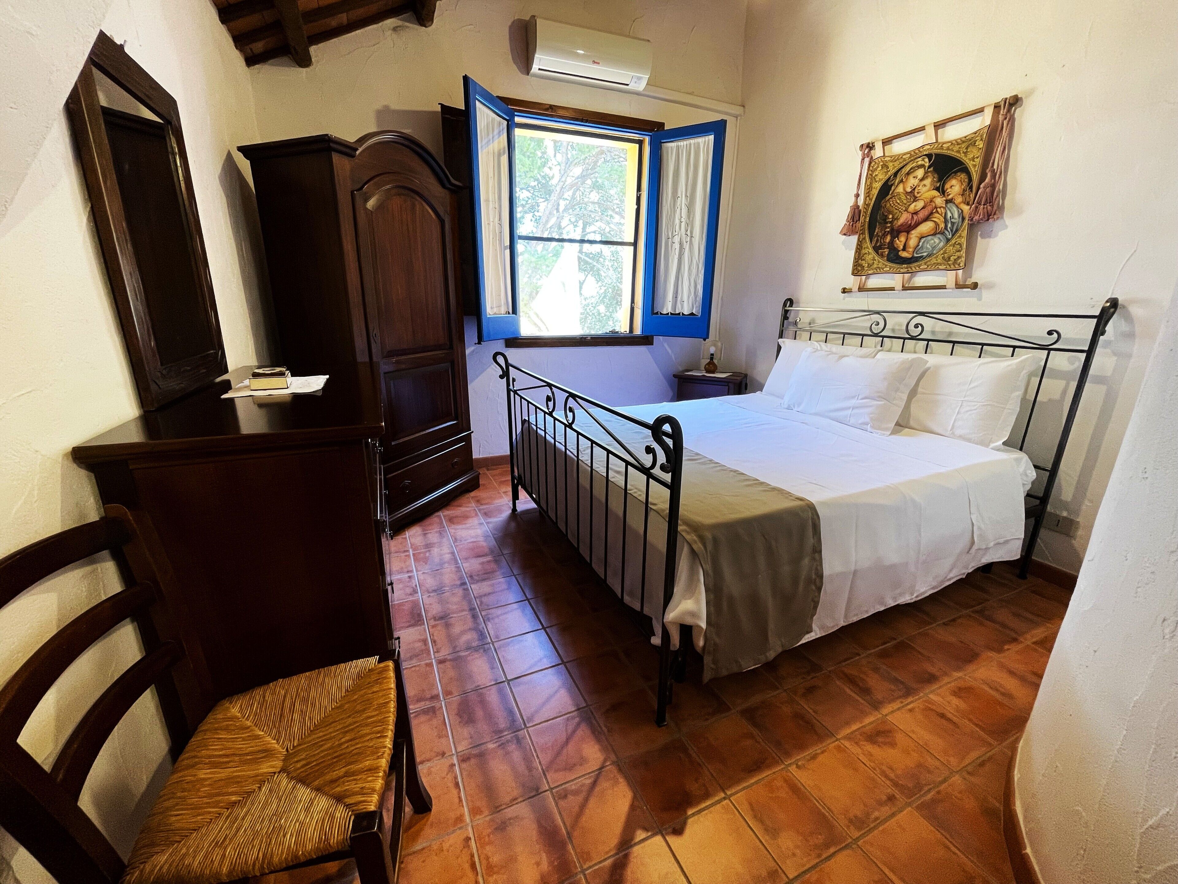 2 bedrooms, Internet, bed sheets