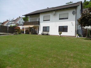 Exterior - Vacation apartment Ulm-Elchingen, LEGOLAND, cycling, hiking, Danube floodplains, forests (Elchingen)