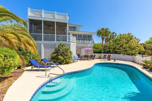 Golf Views, Private Pool, Screen Porch, Theatre Room! 1 Intracoastal