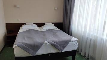 1 chambre, bureau, espace de travail pour ordinateur portable