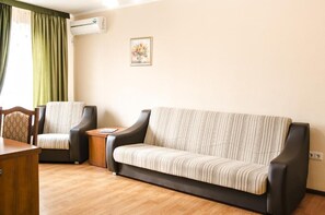 50-cm flat-screen TV with cable channels, TV - Planeta (Chelyabinsk)