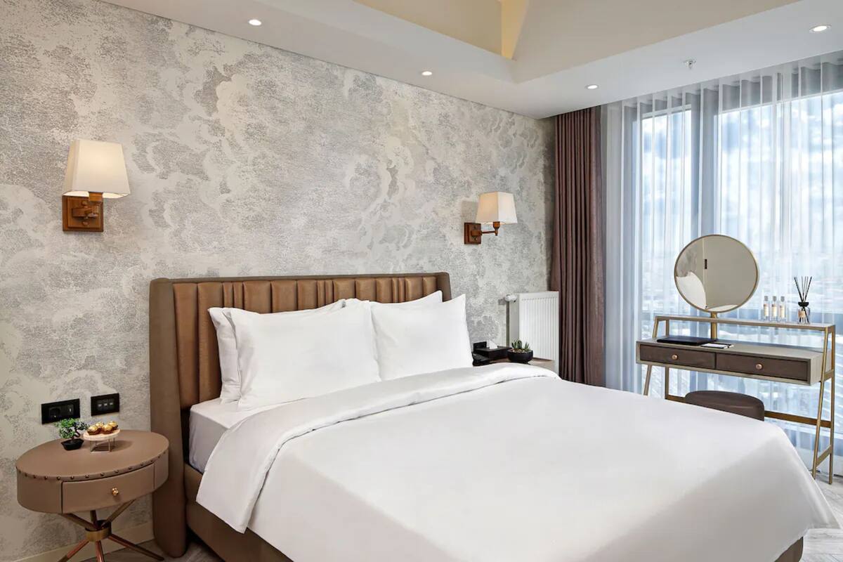 Premium One Bedroom | 埃及棉床單、高級寢具、羽絨被、客房內保險箱