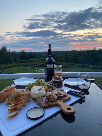 Doug Fraser Artist Loft Suite