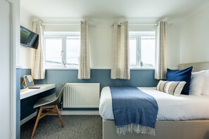 Single Room, Private Bathroom