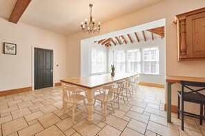 Casa | Servicio de comidas en la habitación