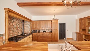 House | Private kitchen - The Farmhouse (Bridlington)