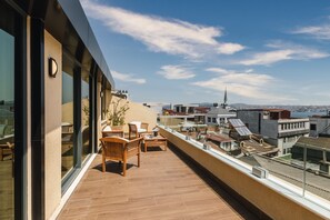 Habitación de lujo, 1 habitación | Vistas del balcón