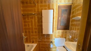 Bathroom - ArenyE (Arinsal)
