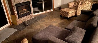 Warm Grand Haven Lake Cottage