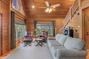 Smart TV, fireplace, books